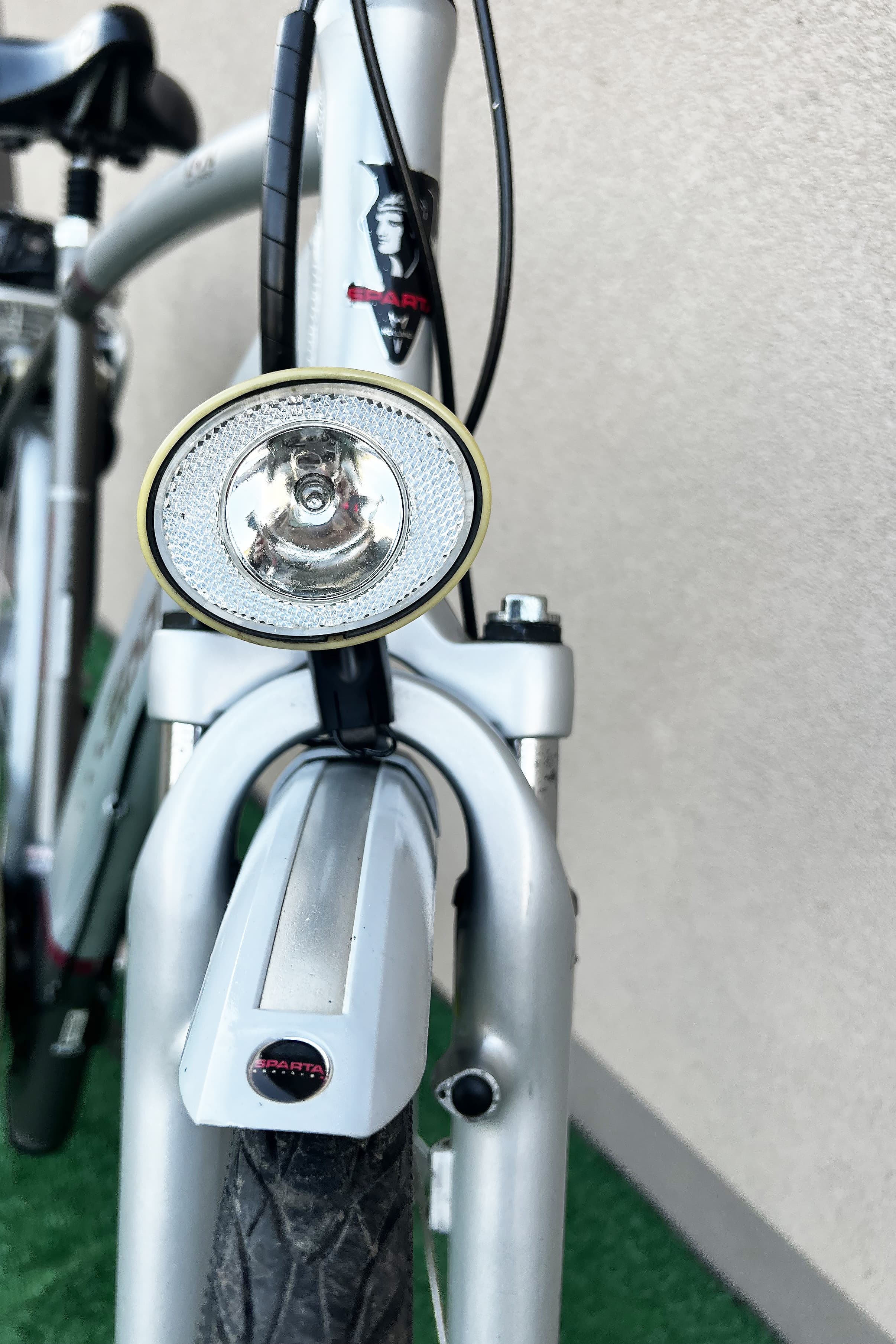 Holenderski rower elektryczny Sparta C48