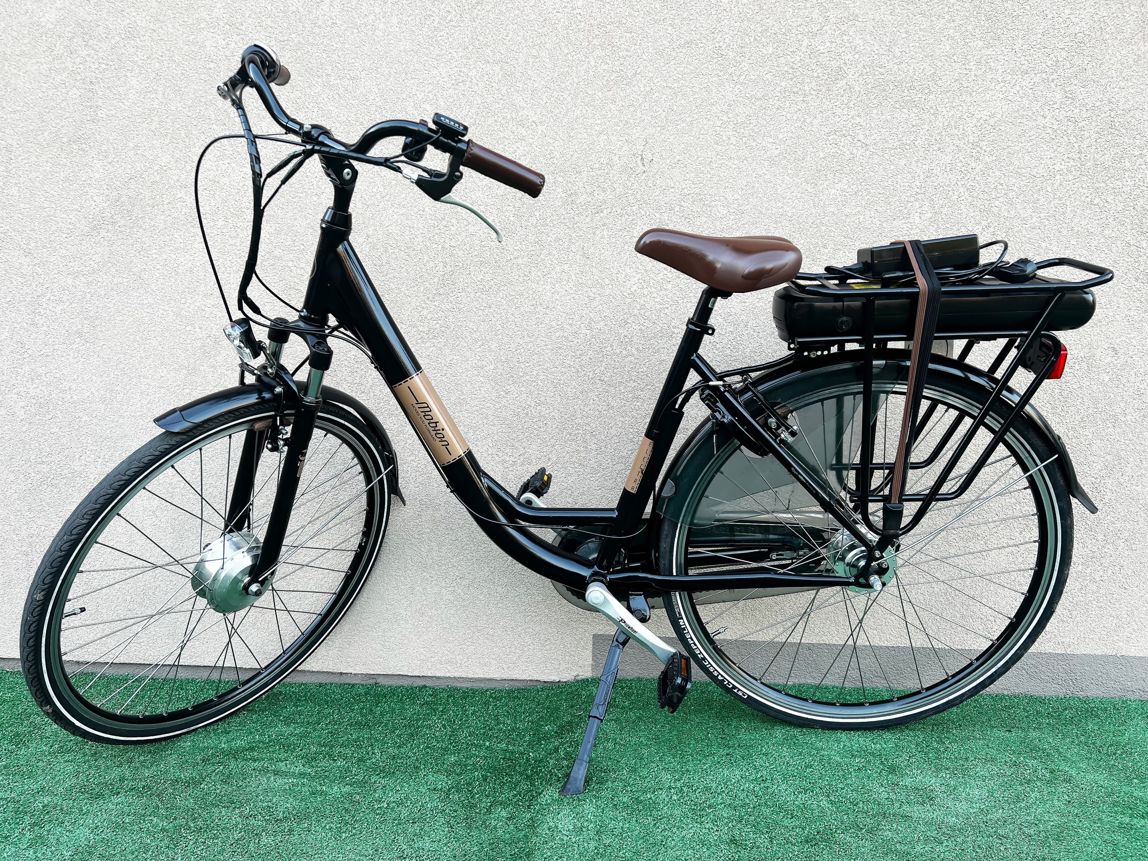 Holenderski rower elektryczny Mobion C54